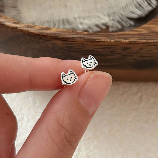 S925 Sterling Silver Cartoon Kitten Stud Earrings - Cute and Simple Design